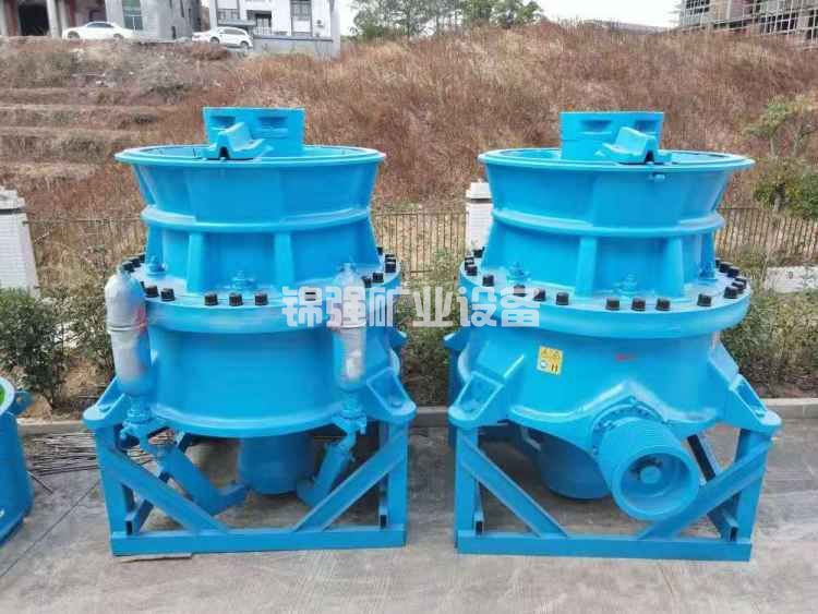 There are many manufacturers of crushers