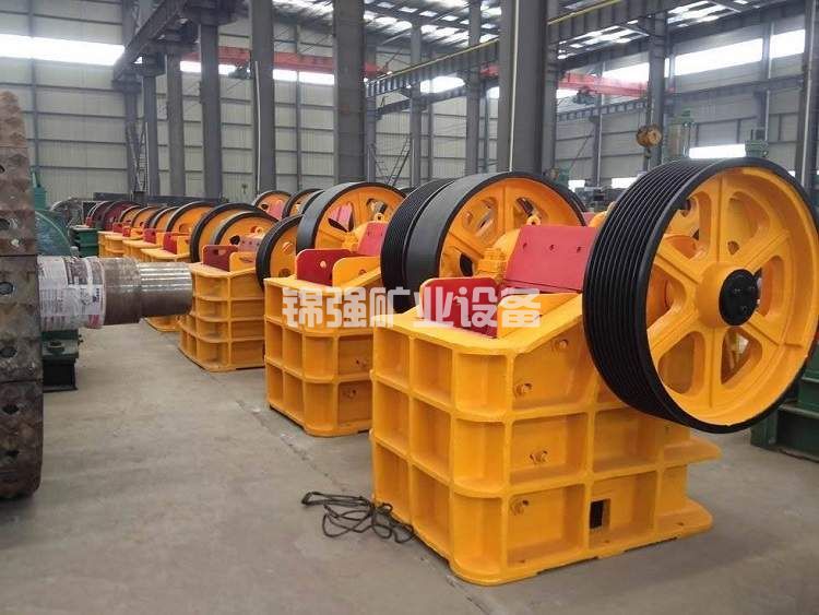 Manufacturers with complete product models of stone crushers(图2)